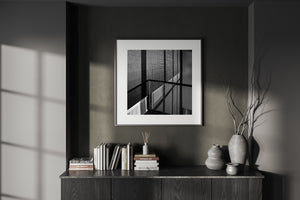 patrón arquitectónico con Fotografía artística de rieles y sombras
