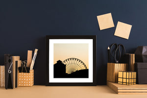 Silhouette de Navy Pier à Chicago avec la grande roue et les contours des toits