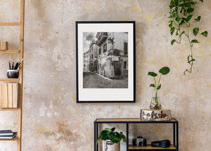 Italiaanse architectuur en geplaveide straat Fotoafdruk