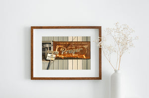 Vintage-Atlas-Prager-Schild mit Route 66 Emblem