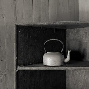 Théière maison abandonnée Clarence Town Bahamas | Photos Tirage d’art Fine Art impression photographique