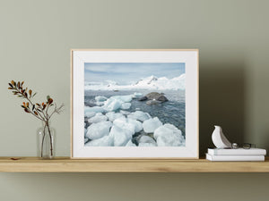 Grote brokken ijs langs de kustlijn van Antarctica | Foto Kunstprint Fine Art fotografische afdruk